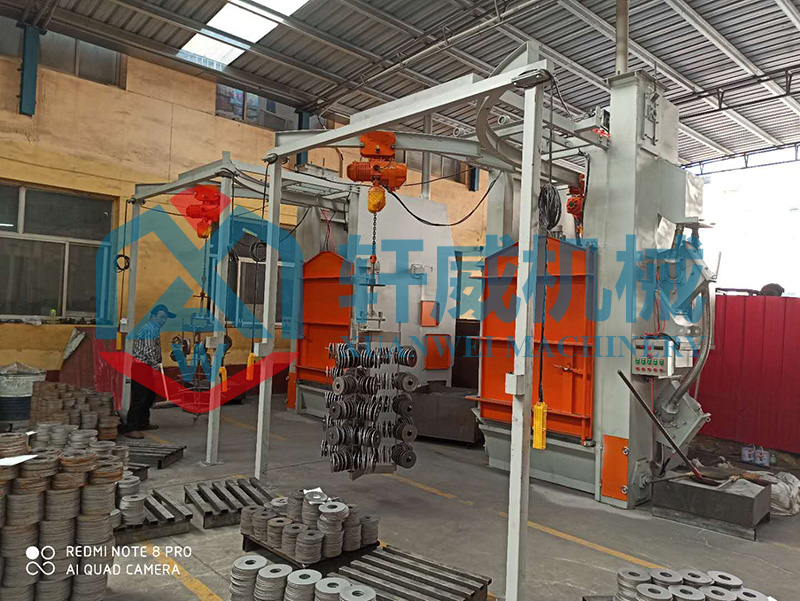 Hook type shot blasting machin